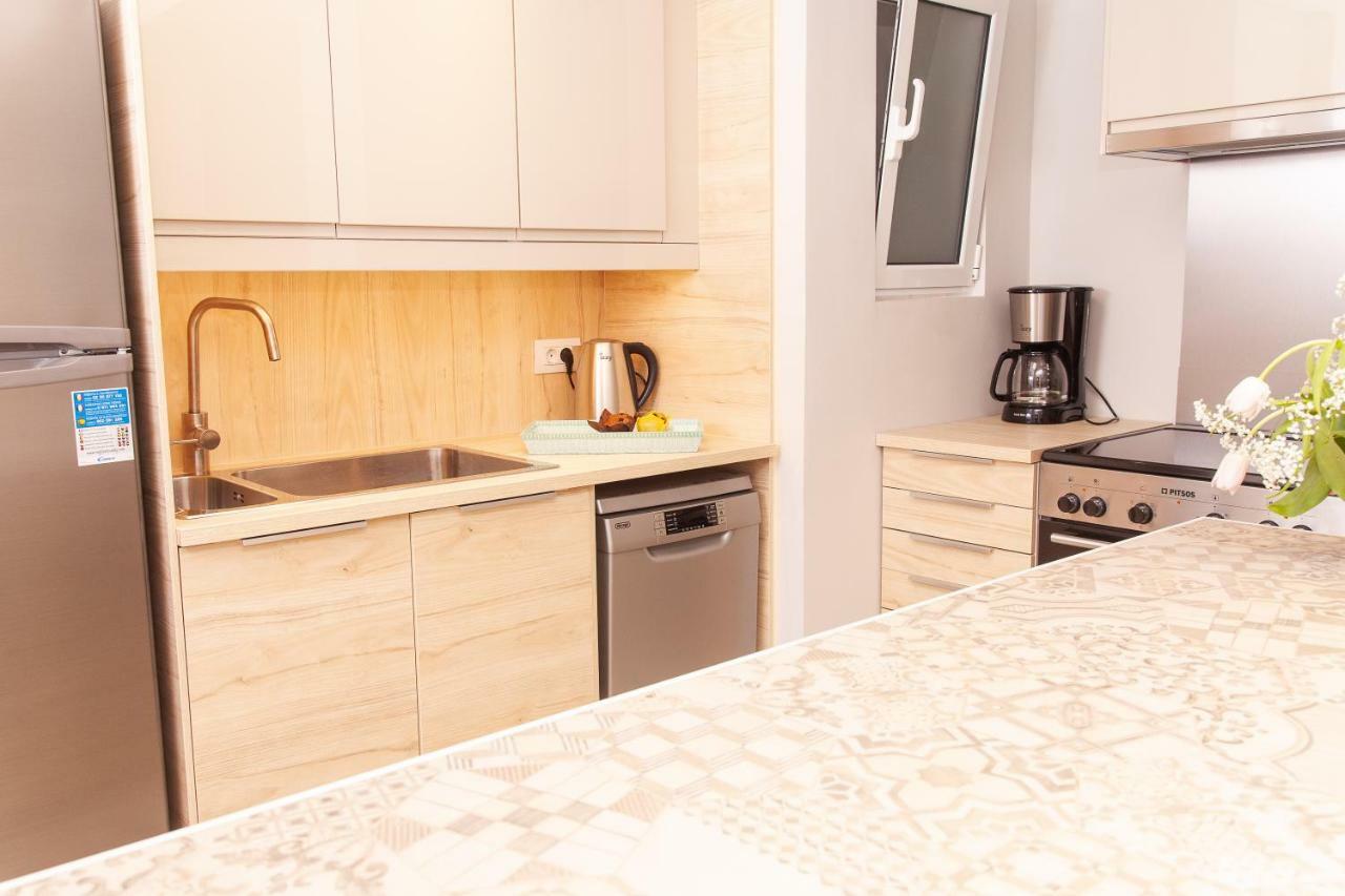Sweet Suite Flora In Vouliagmeni Αθήνα Εξωτερικό φωτογραφία