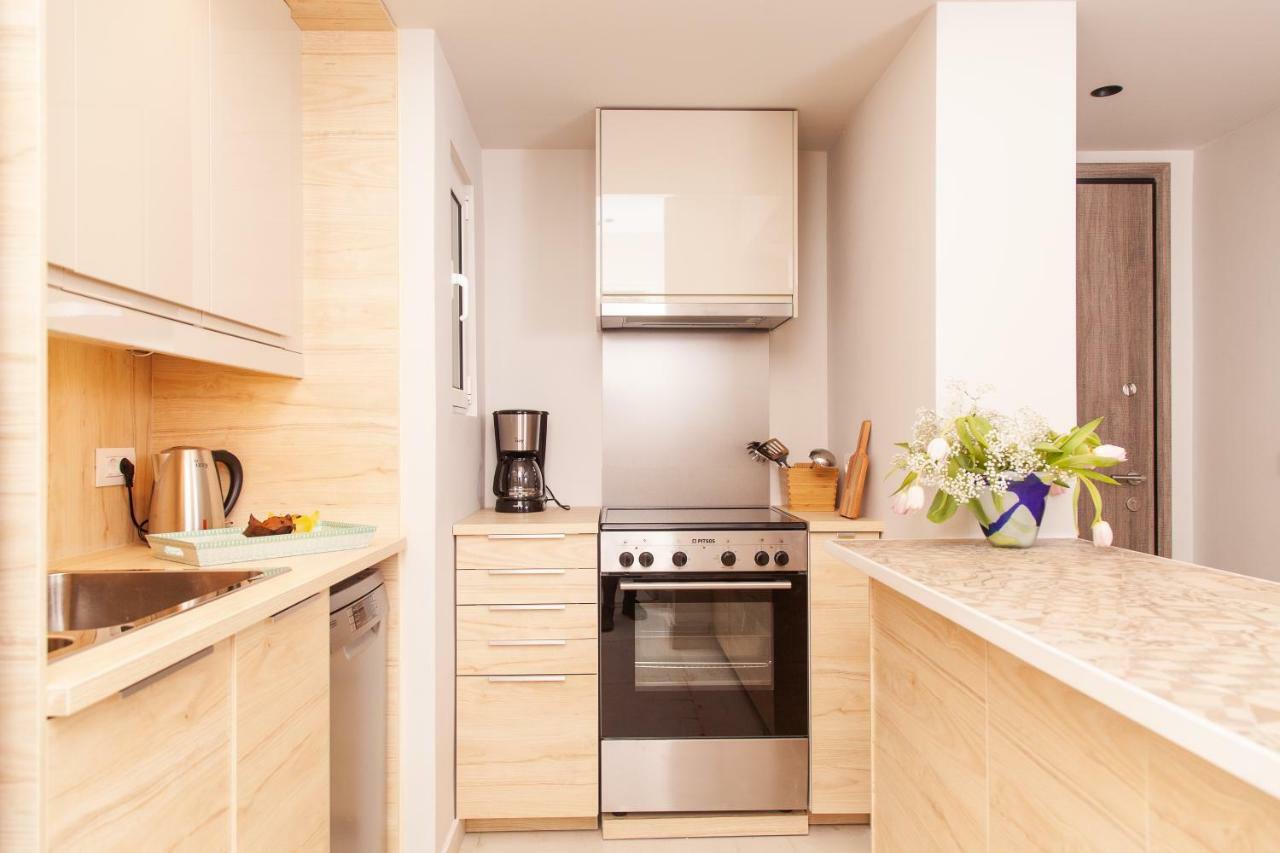 Sweet Suite Flora In Vouliagmeni Αθήνα Εξωτερικό φωτογραφία
