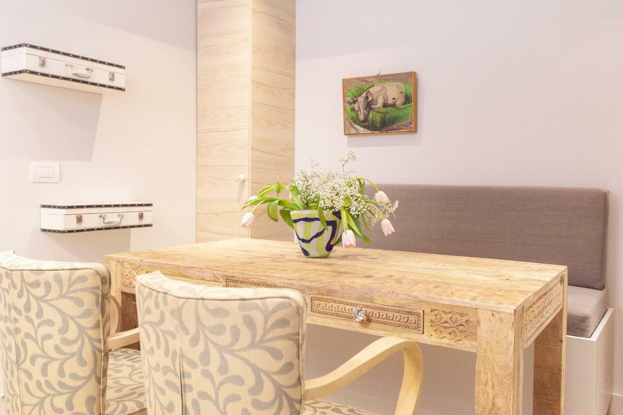 Sweet Suite Flora In Vouliagmeni Αθήνα Εξωτερικό φωτογραφία